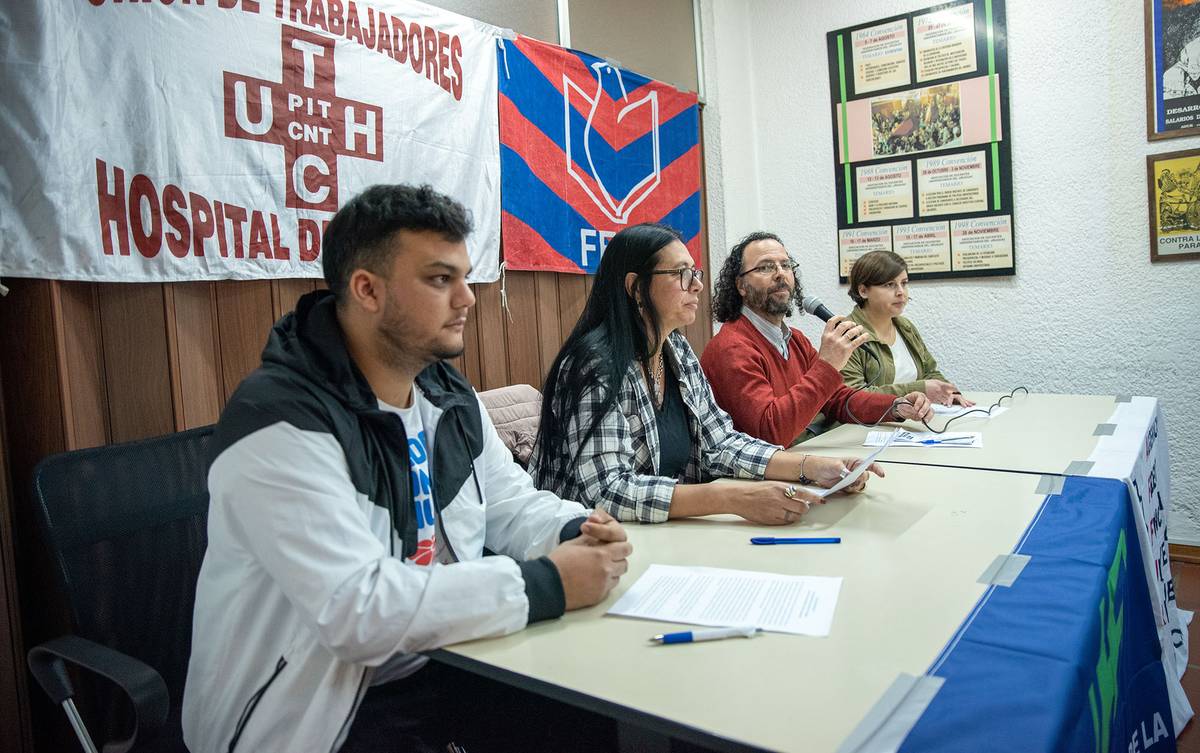 Gremios y sindicatos de la Udelar ven con preocupación nulo incremento previsto en proyecto de Rendición de Cuentas | La Diaria