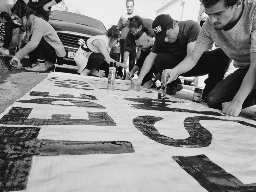 Paro en todo el país por conflictos en educación